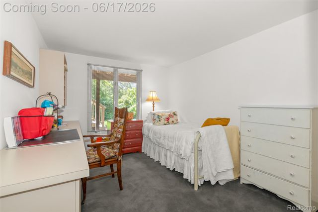 3709 Wabeek Lake Drive W, Bloomfield Hills, MI 48302