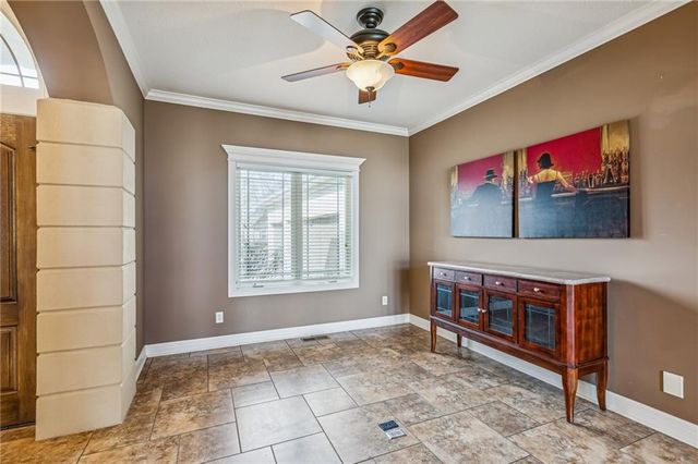 4481 SW Raintree Shore Drive, Lee's Summit, MO 64082