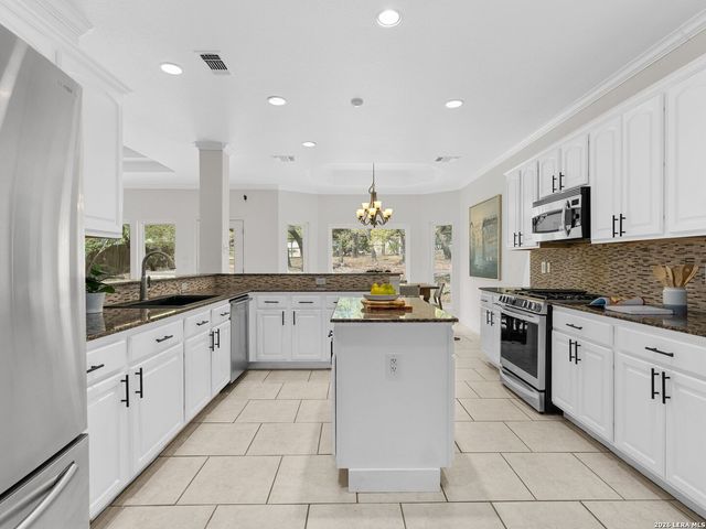 1827 Slumber Pass, San Antonio, TX 78260