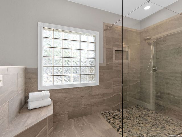 1827 Slumber Pass, San Antonio, TX 78260