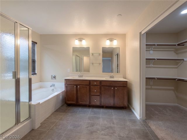 208 Rocky Basin Street, Henderson, NV 89012