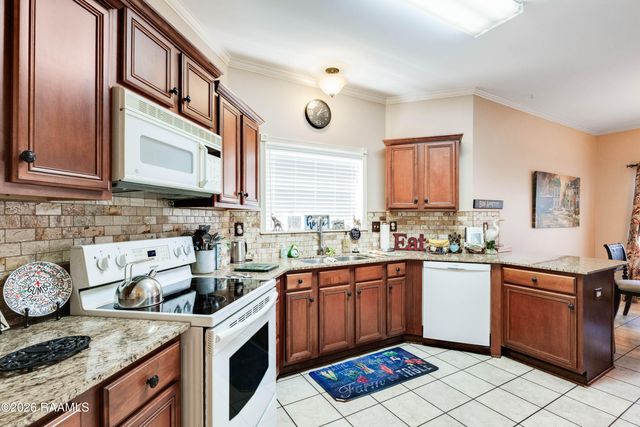 100 Ashland Park Drive, Lafayette, LA 70508