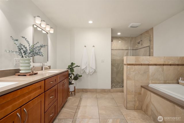 500 Waverly Way, Kirkland, WA 98033