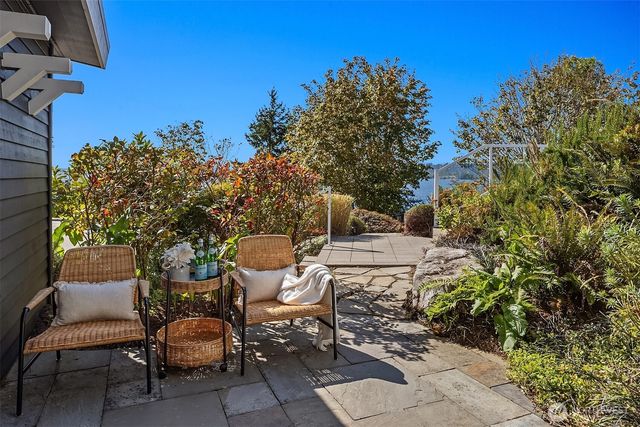 500 Waverly Way, Kirkland, WA 98033