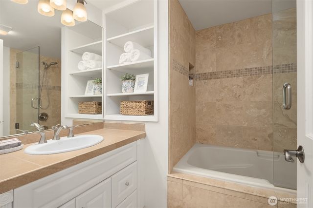 500 Waverly Way, Kirkland, WA 98033