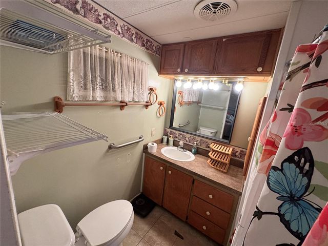 38437 BENIGER DRIVE, Zephyrhills, FL 33540