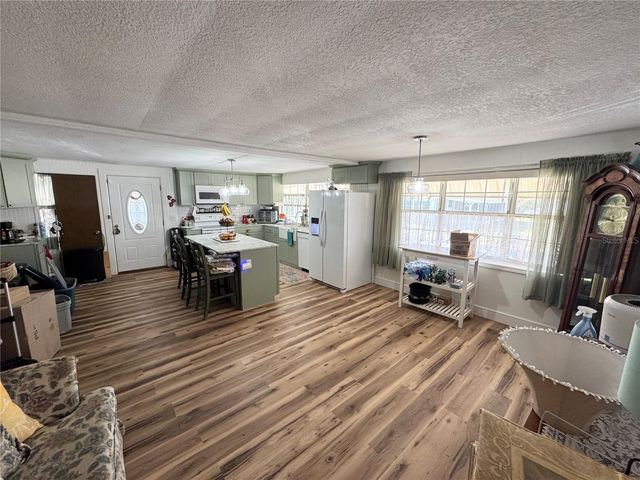 38437 BENIGER DRIVE, Zephyrhills, FL 33540