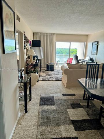 400 Kings Point Drive 609, Sunny Isles Beach, FL 33160