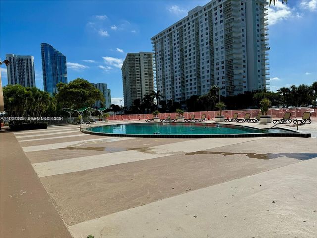 400 Kings Point Drive 609, Sunny Isles Beach, FL 33160