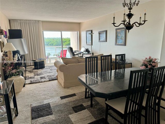 400 Kings Point Drive 609, Sunny Isles Beach, FL 33160