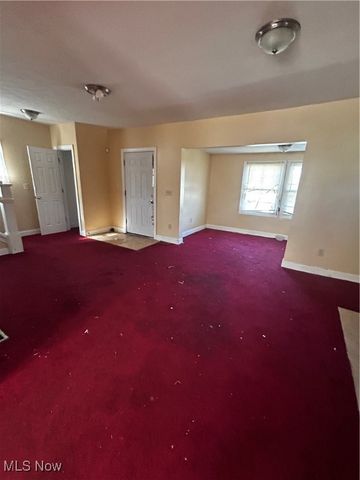 940 London Road, Cleveland, OH 44110