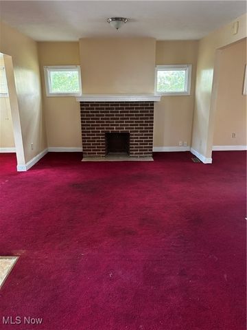 940 London Road, Cleveland, OH 44110