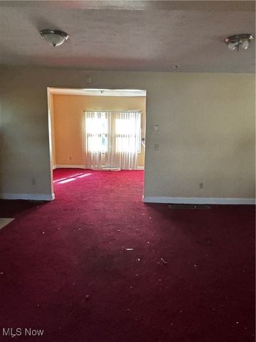 940 London Road, Cleveland, OH 44110