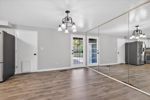 309 N Berkeley Way, Medford, OR 97504