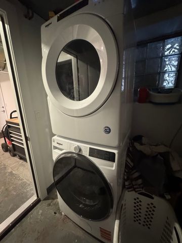 3534 W Wrightwood Avenue G, Chicago, IL 60647