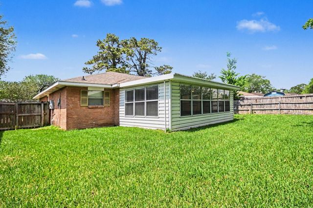 10414 Kirkdale Drive, Houston, TX 77089