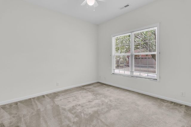 697 Hamlet Circle, Goose Creek, SC 29445