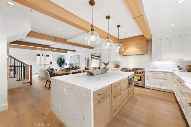 20462 Santa Ana Ave F, Newport Beach, CA 92660
