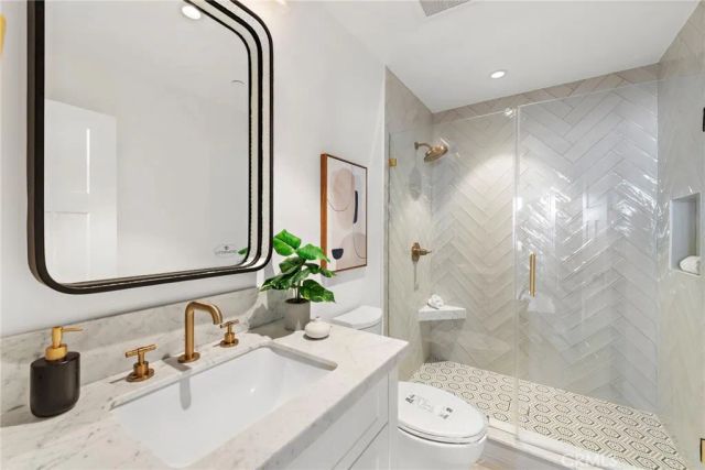 20462 Santa Ana Ave F, Newport Beach, CA 92660