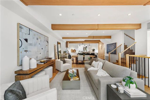 20462 Santa Ana Ave F, Newport Beach, CA 92660