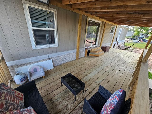 242 Brook Park Drive, Conroe, TX 77303