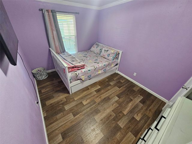 242 Brook Park Drive, Conroe, TX 77303