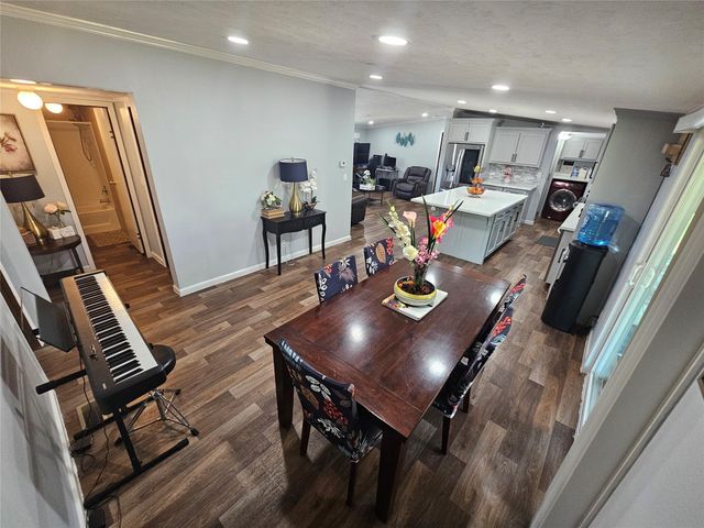 242 Brook Park Drive, Conroe, TX 77303