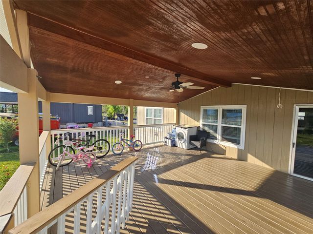 242 Brook Park Drive, Conroe, TX 77303