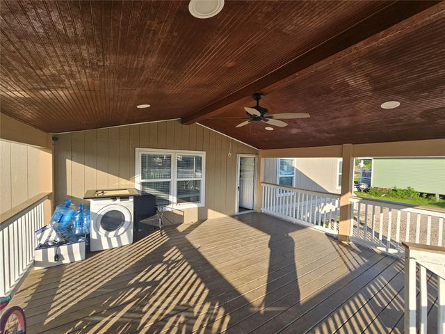 242 Brook Park Drive, Conroe, TX 77303