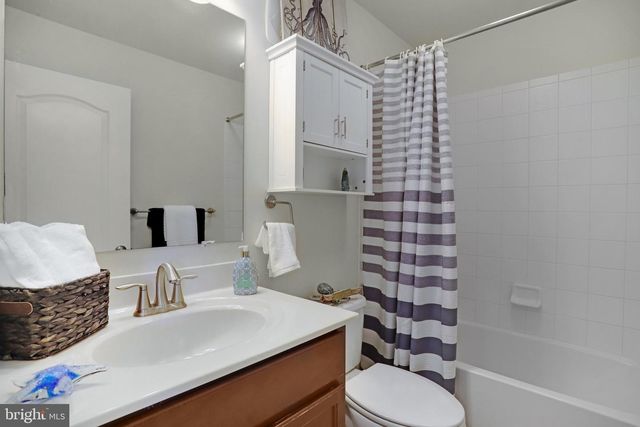 42608 CAPITOL VIEW TER, Broadlands, VA 20148
