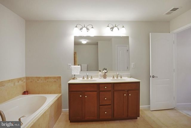 42608 CAPITOL VIEW TER, Broadlands, VA 20148