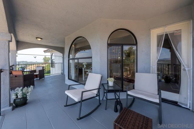 7087 Rancho Santa Fe View Ct., Rancho Santa Fe, CA 92067