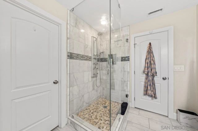 7087 Rancho Santa Fe View Ct., Rancho Santa Fe, CA 92067