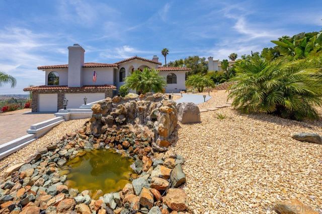 7087 Rancho Santa Fe View Ct., Rancho Santa Fe, CA 92067