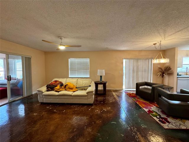 413 CALZADA COURT, Lady Lake, FL 32159