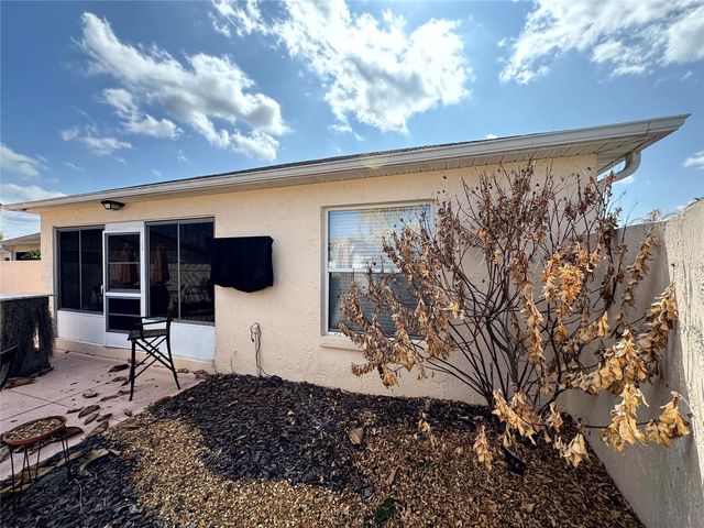 413 CALZADA COURT, Lady Lake, FL 32159