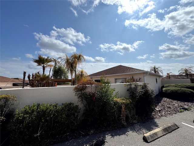 413 CALZADA COURT, Lady Lake, FL 32159