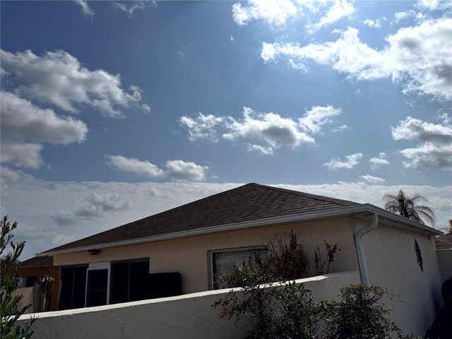 413 CALZADA COURT, Lady Lake, FL 32159