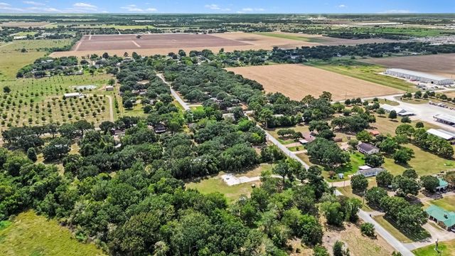 2701 Mazen Road, Rosenberg, TX 77471