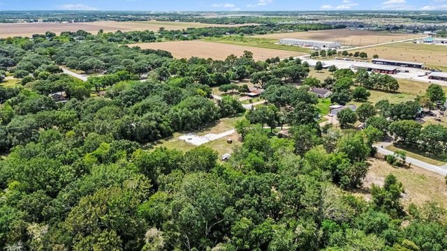 2701 Mazen Road, Rosenberg, TX 77471