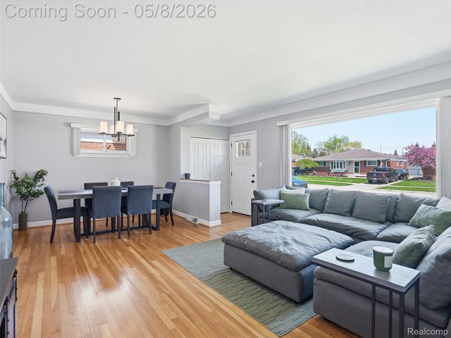 7911 Beatrice, Westland, MI 48185