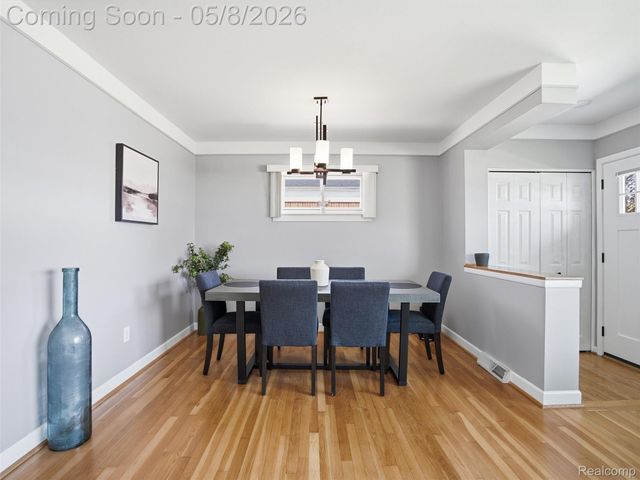 7911 Beatrice, Westland, MI 48185