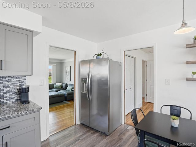 7911 Beatrice, Westland, MI 48185