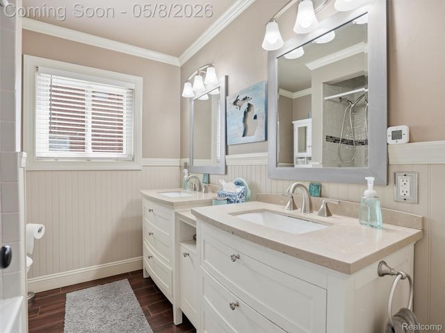 7911 Beatrice, Westland, MI 48185