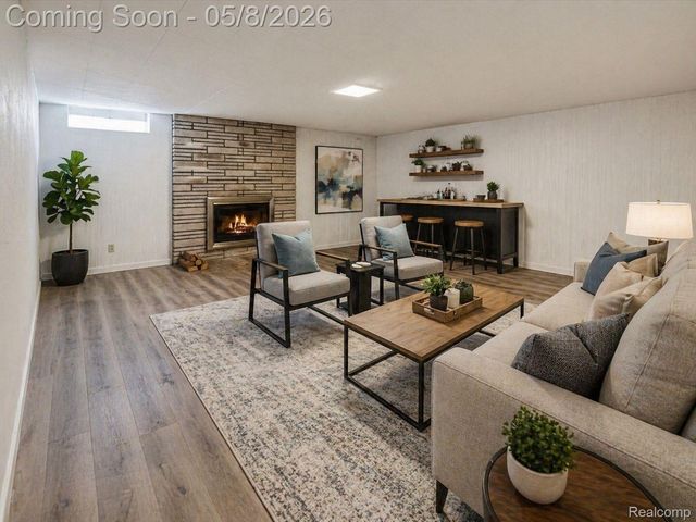 7911 Beatrice, Westland, MI 48185