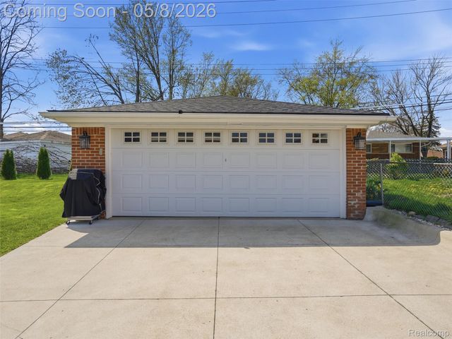 7911 Beatrice, Westland, MI 48185