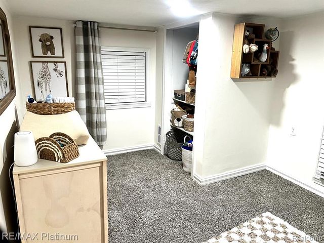 505 E Frank Street, Fowlerville, MI 48836