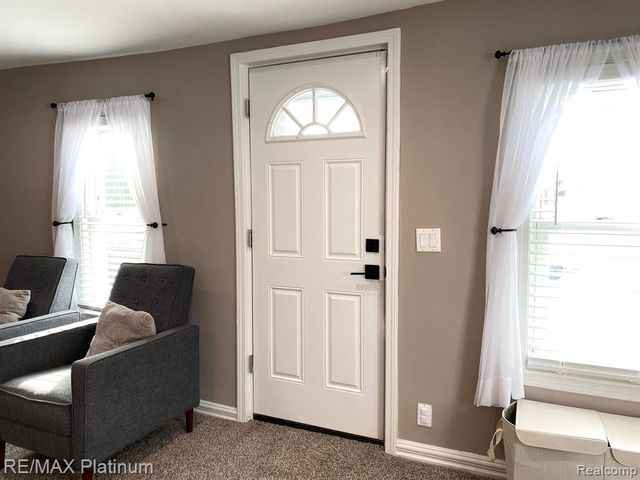 505 E Frank Street, Fowlerville, MI 48836