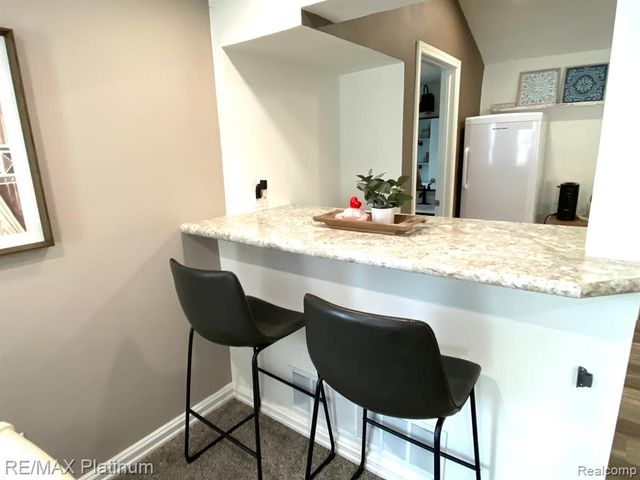 505 E Frank Street, Fowlerville, MI 48836