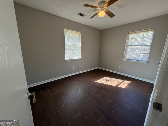 7 W Park Court, Newnan, GA 30263